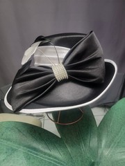 Mr Hi’s Classic Womens Church Hat Black & White w/ Bow Rhinestones Feathers NWT!