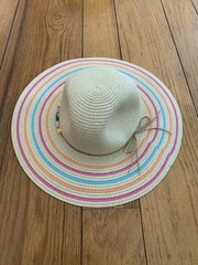 Womens Girls Colorful Striped Sun Hat 7in Diameter 89% Paper 11% Polyester