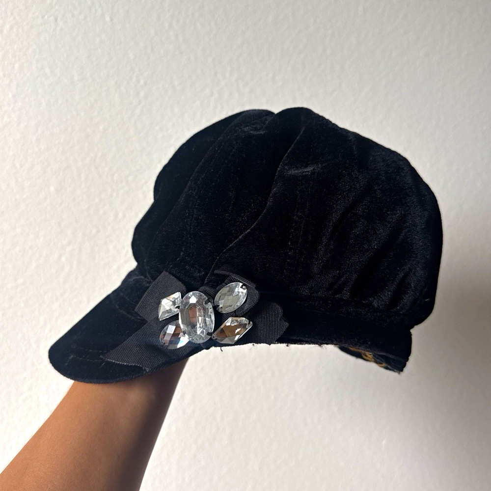 Scala Pronto Women’s Black Velvet Newsboy Cap, Rhinestone Accent, One Size Y2K