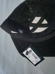 Headrush Black And Red Headrush Notorious Logo Hat Fear None Women’s Cap
