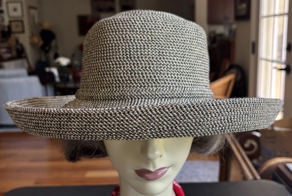 Wide Brim Hat, Neutral Colors Size Small, Paper, Polyester, And Cotton