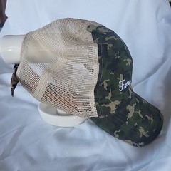Free Wild Hat Cap Women’s Camo Adjustable Strap Back Camouflage Mesh Distressed