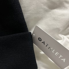 ATHLETA Head Start Beanie Cuffed Hat Black One Size Poly/Rayon Logo NEW MSRP $39