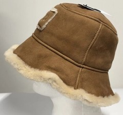 UGG Sheepskin Bucket Hat Size Small/Medium Style 20934 Chestnut Brown NEW S/M