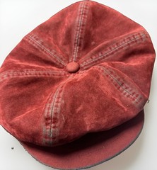 VTG Nine West Burgundy Faux Suede Newsboy Baker Boy Cabbie Hat Cap Women’s Strap