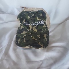 Free Wild Hat Cap Women’s Camo Adjustable Strap Back Camouflage Mesh Distressed