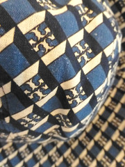 Tory Burch Hat Reversible Bucket Wide Brim Blue Burgundy Print NWT