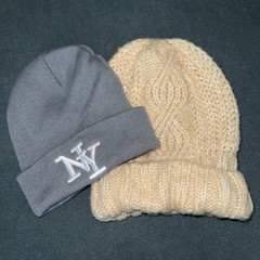 Lot 2 Women’s Knit Beanies Gray NY Logo Beige Cable Stretch and Free People