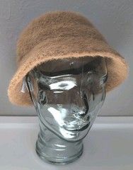 NWT Urban Outfitters Tan Fuzzy Bucket Hat OS Y2K Boho Indie Winter Luxury Soft